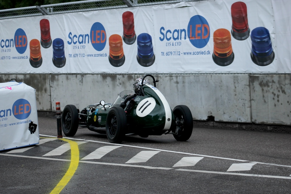 Nick Taylor i Elva 100
(Foto: Motorsporten.dk)
